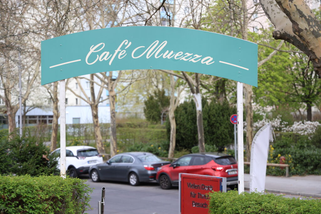 cafe muezza züri